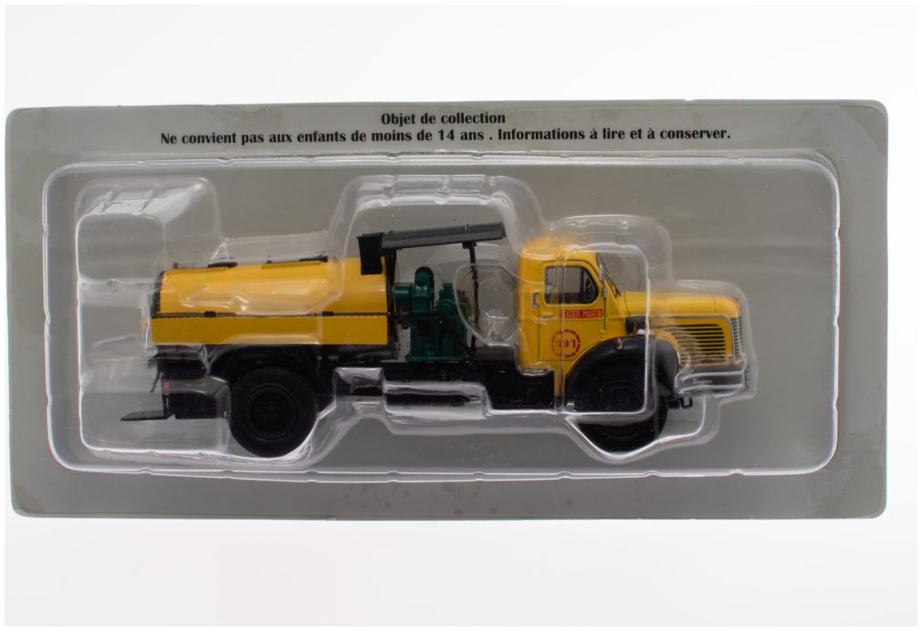 COLLECTION BERLIET N° 77 - GAK 5R AVITAILLEUR GENDARMERIE FRANCE 1960 au 1/43° EUR 32,00 - FR